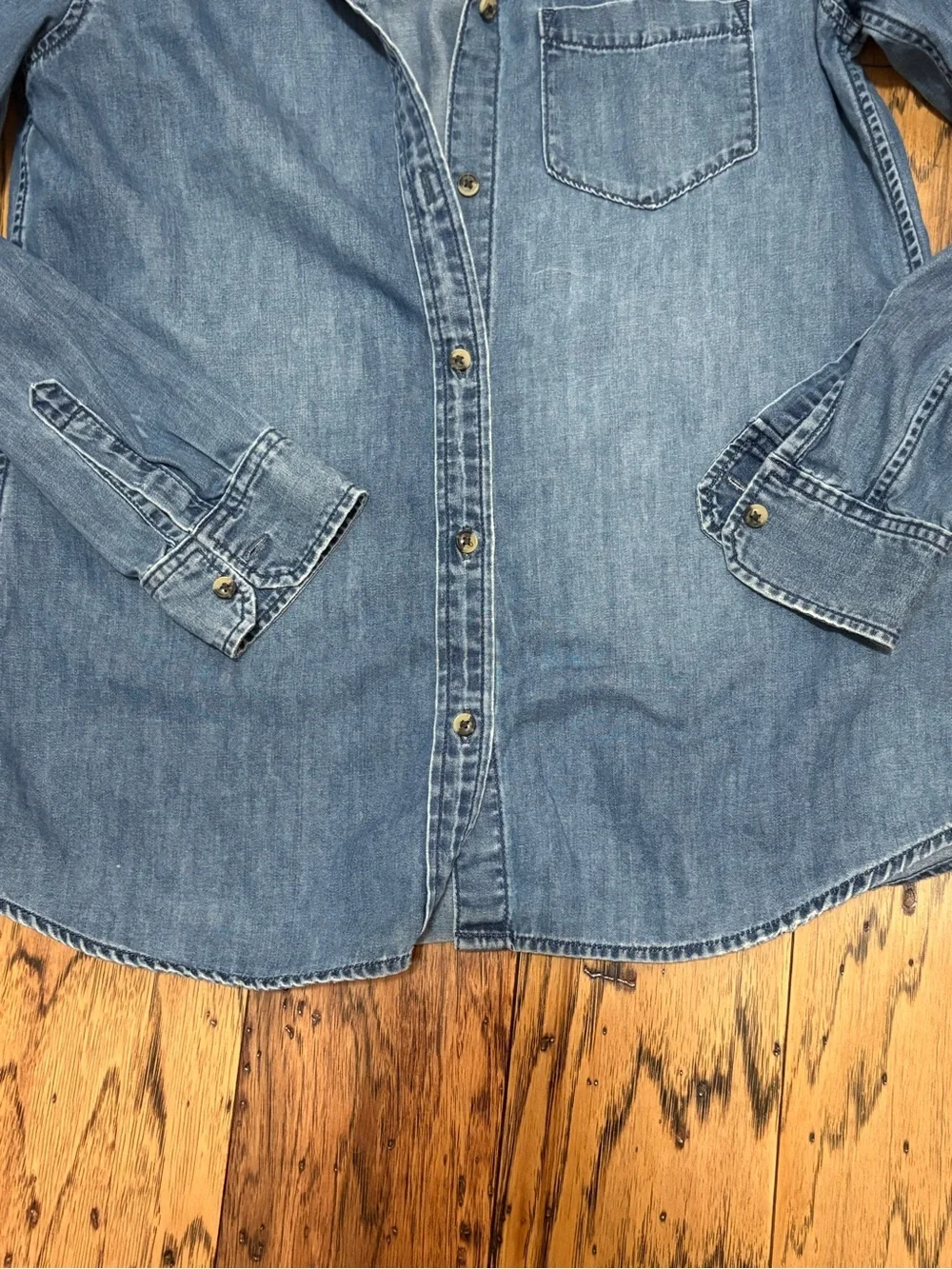 Banana Republic Denim Button Down Size Small